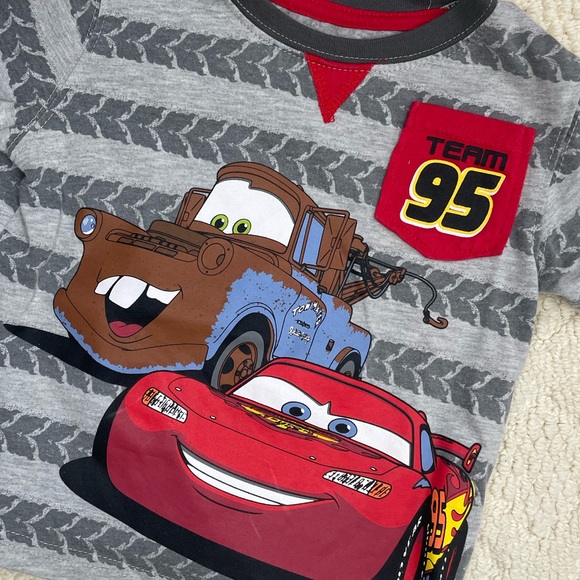 2 for $30 / 2T Lightning McQueen shirts - Picture 3 of 5